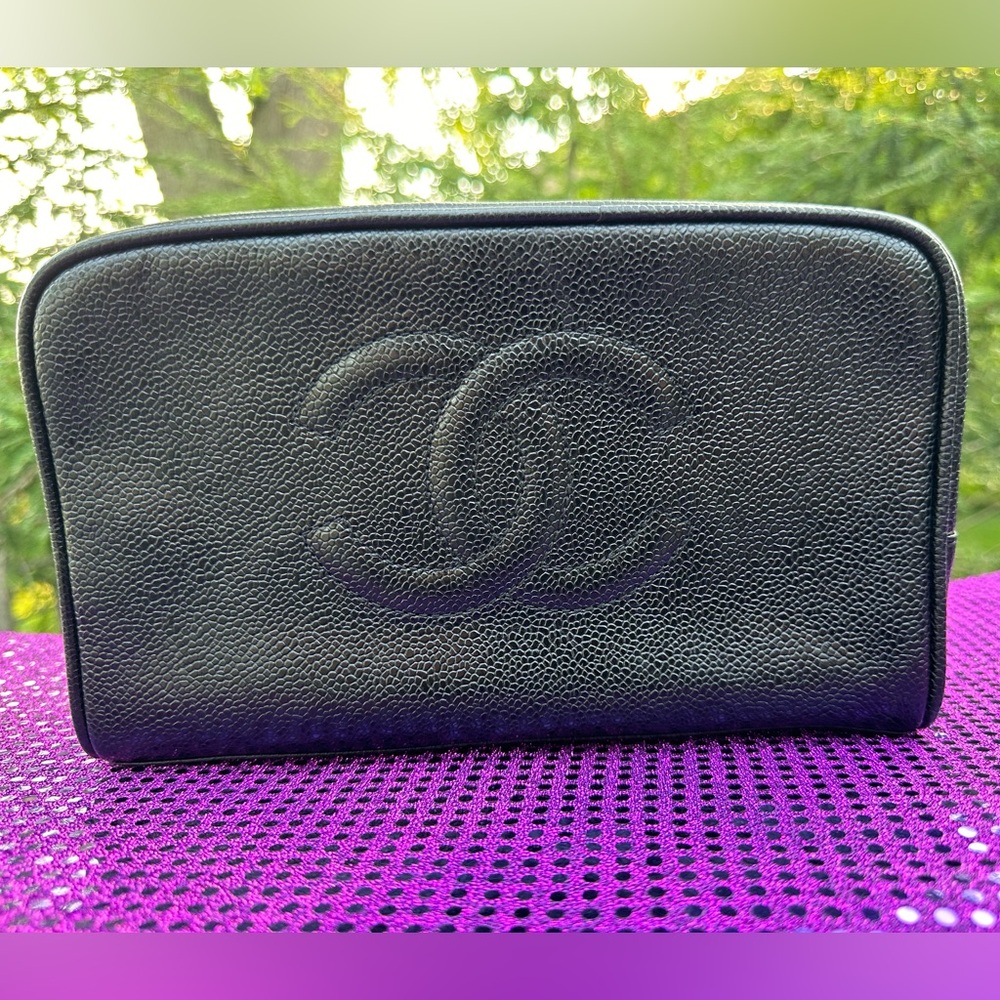 🖤Rare Chanel caviar, vintage vanity, cosmetic, toiletry bag
